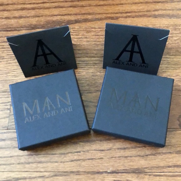 Alex and Ani MAN box set of 2 with Cards (empty) - Picture 1 of 1